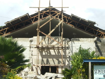 Dismantling the damaged Cathedral Cathedral reconstruction